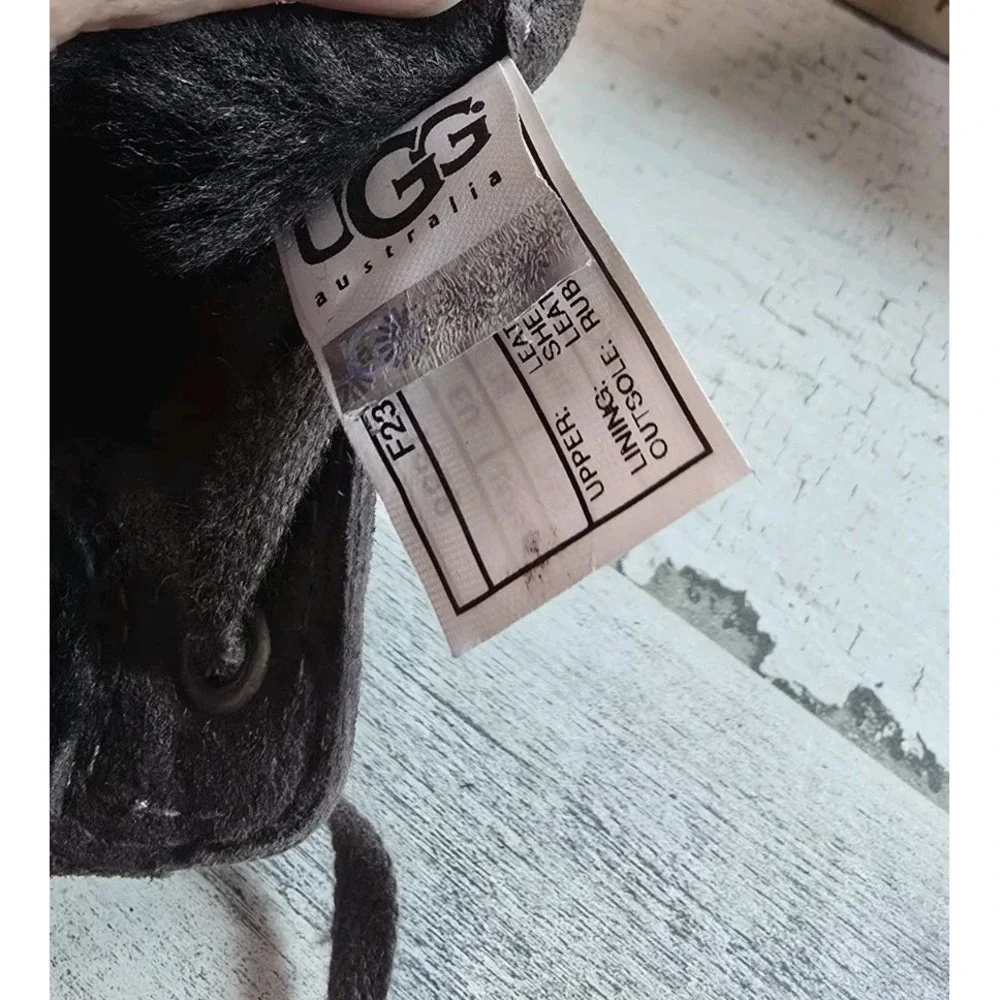 UGG‎ Australia 1888 Brown Suede Shearling Lined Low Top Sneakers Mens 7 Womens 9